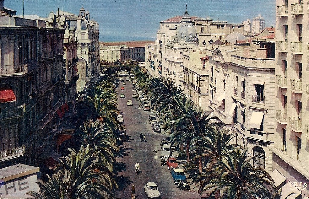 472-Boulevard Gallieni.jpg